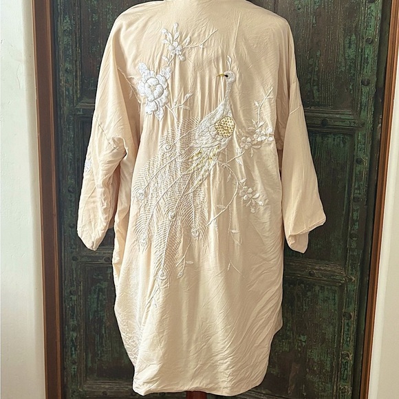 Other - Vintage Japanese Embroidered raw silk Kimono jacket with rare white peacock S